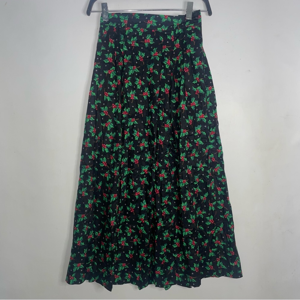 Bechamel 100% rayon  Size 6  Long pleated CHERRY GRAPHIC FABRIC Awesome POCKETS